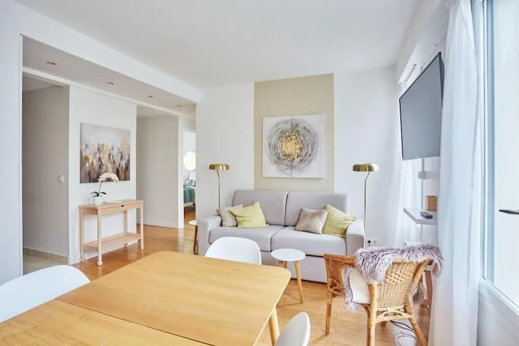 Rent A Room Apartments - Degas Paris 0*,