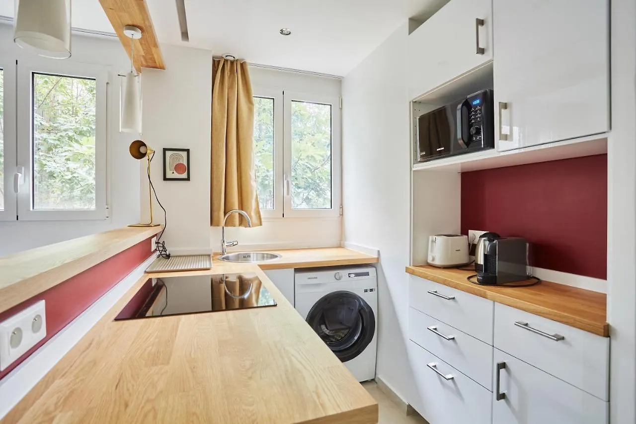 Rent A Room Apartments - Degas Paris