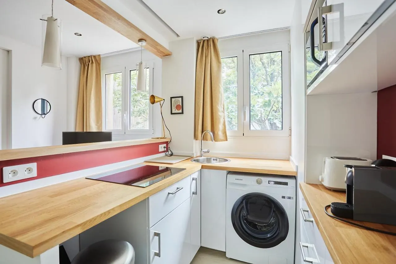 Rent A Room Apartments - Degas Paris 0*,